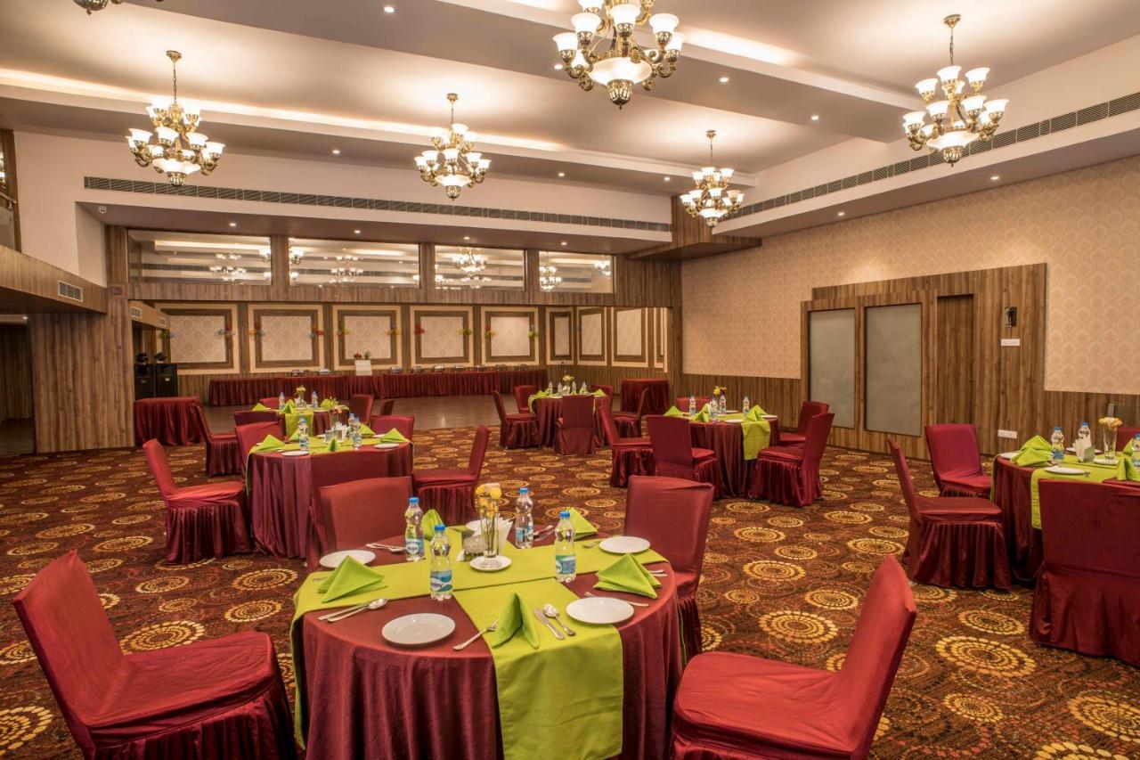 Club Central Bolpur Dış mekan fotoğraf