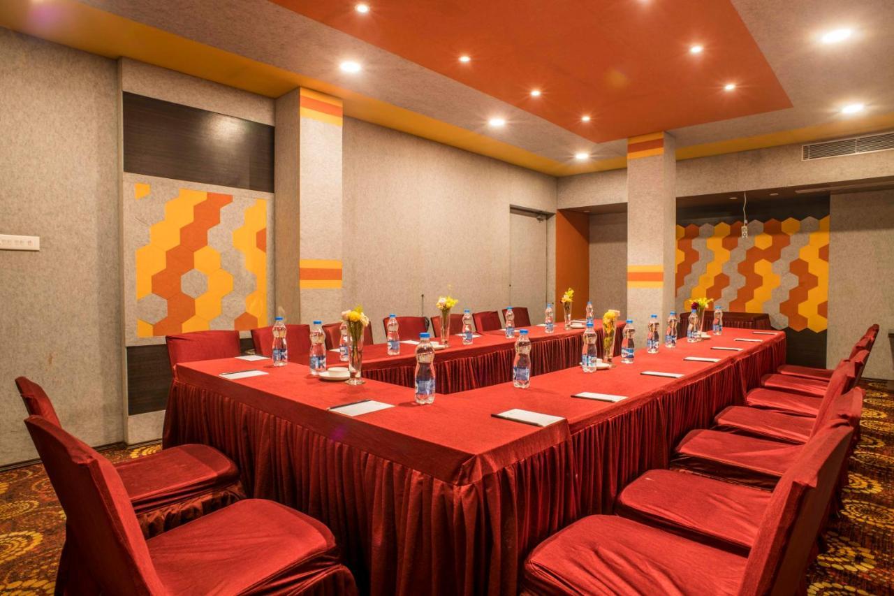 Club Central Bolpur Dış mekan fotoğraf